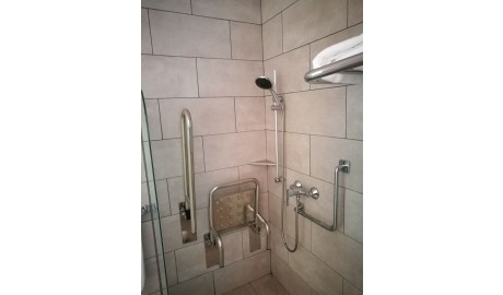 Wheelchair friendly beach hotel image