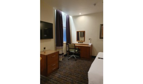 Edwardian Hotel image