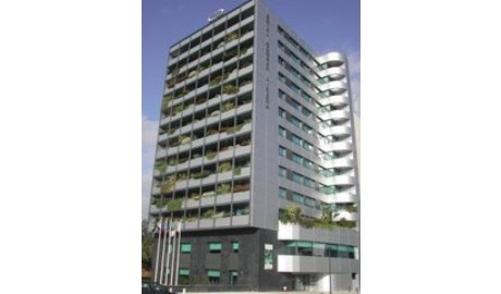 Central Location Hotel image