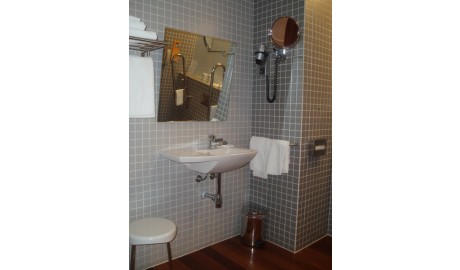 Central Location Hotel image