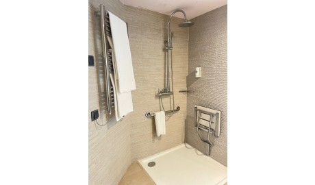 shower chair