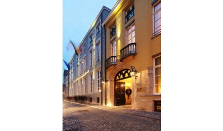 Grand Hotel image