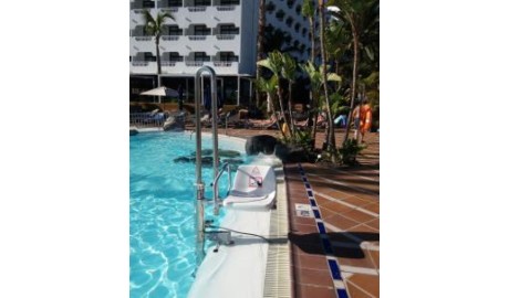 Wheelchair-Accessible Hotel with Pool Hoists image