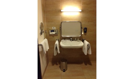 Accessible Art Deco Hotel image