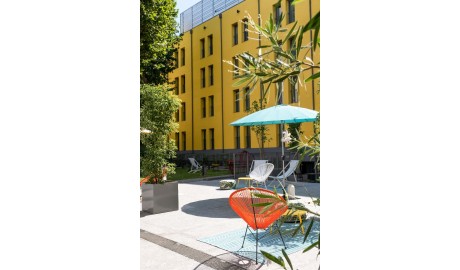 Accessible city hotel image