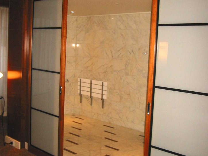 Luxury 5-Star Hotel Card image
