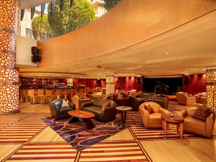 Luxury 5-Star Hotel Card image