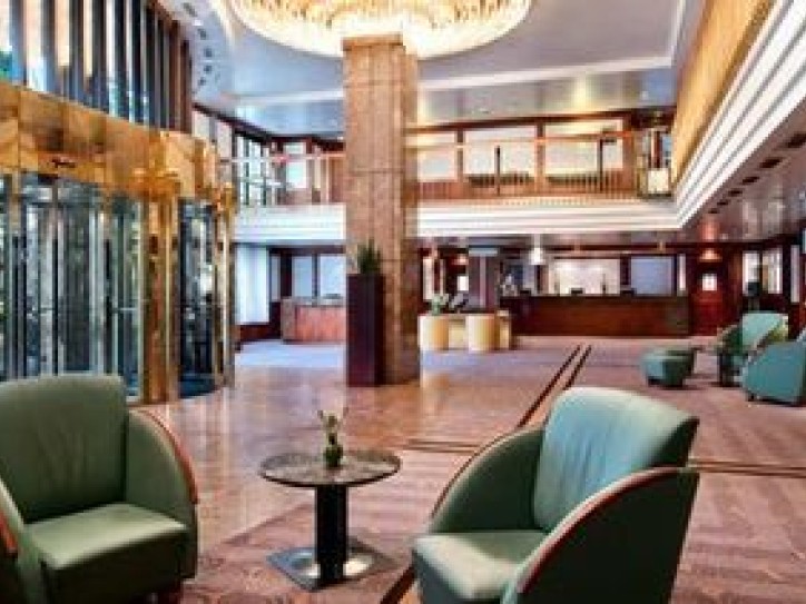 Charming 5 star hotel Card image
