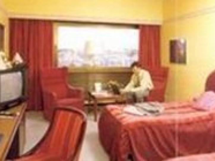 Accessible Spa Hotel Card image
