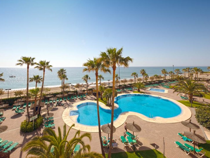 Wheelchair friendly beach hotel Card image