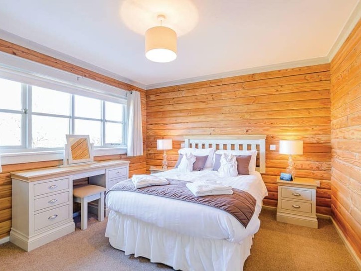 Countryside Log Cabin Card image