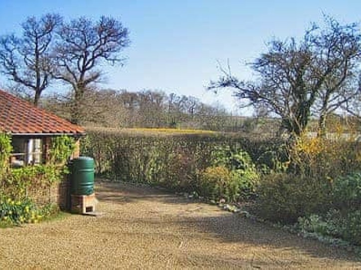 Countryside Cottage, in Lower Gresham Card image