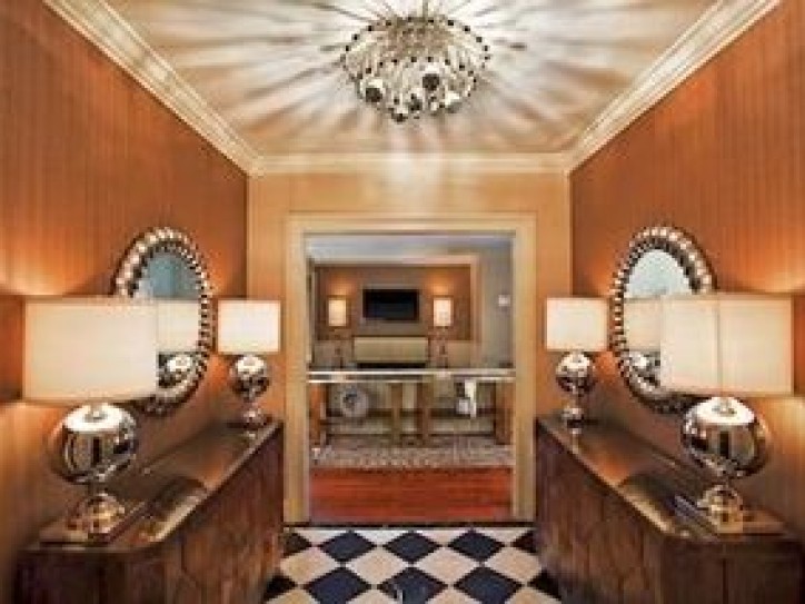 Stylish City Hotel Card image