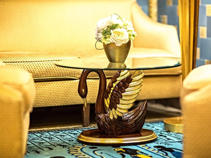 Accessible Luxury Hotel Card image