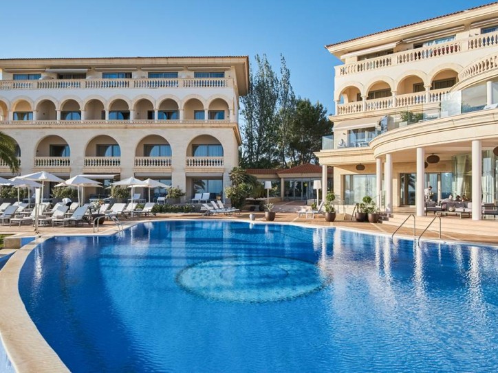 Marina Hotel Card image