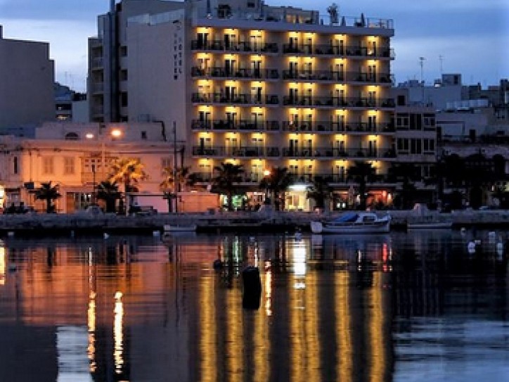Wheelchair-Friendly Beach Hotel Card image