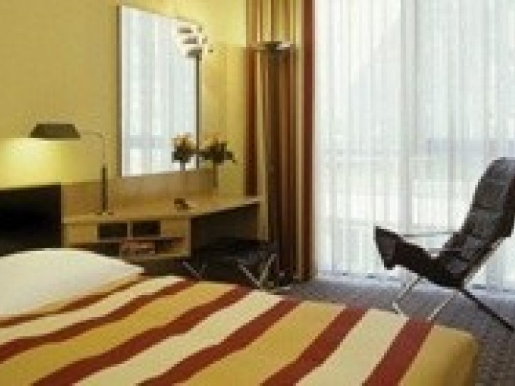 Accessible 4 star hotel Card image