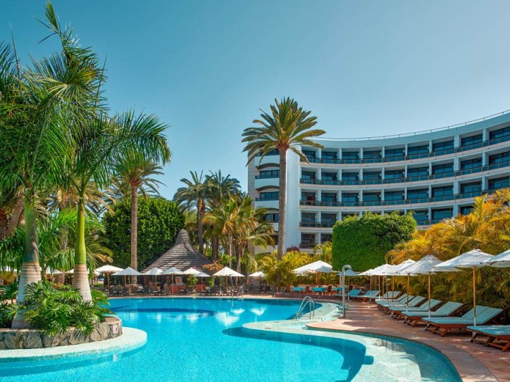 Luxury 5 star hotel Card image