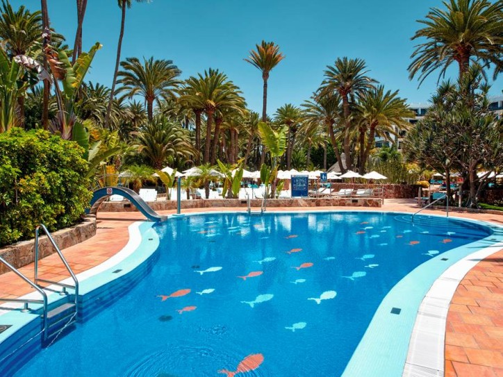 Luxury 5 star hotel Card image