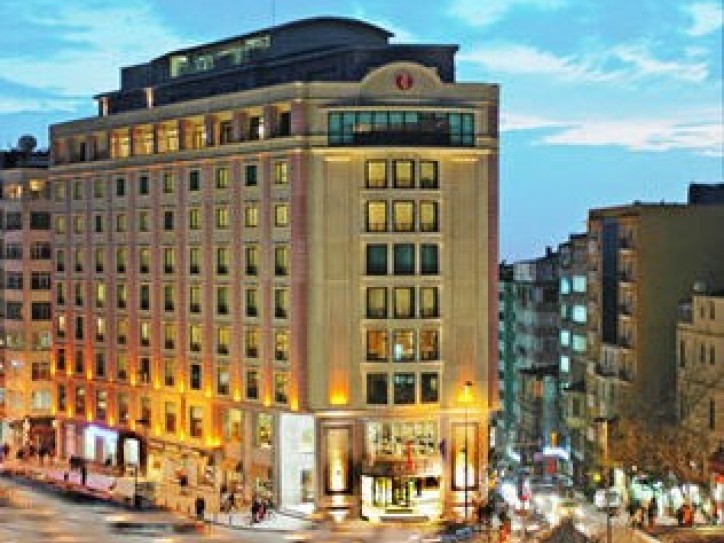 Luxury city centre hotel Card image