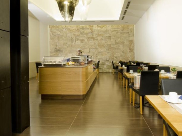 Accessible Hotel near Vatican City Card image