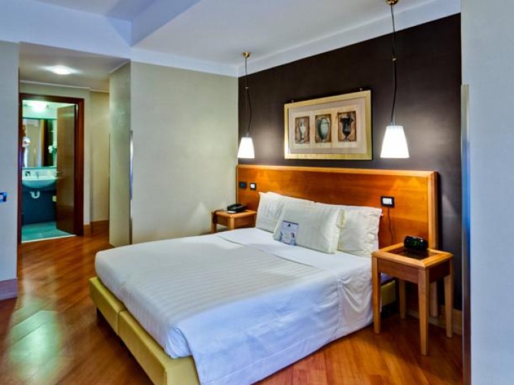 Accessible Hotel near Vatican City Card image