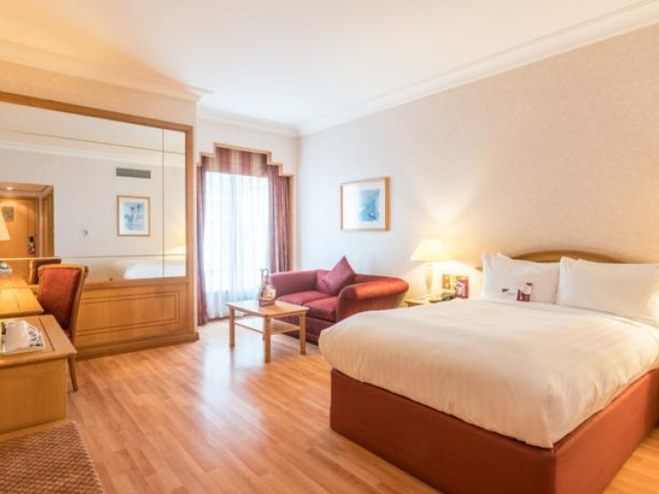 Luxury 5-Star Hotel Card image