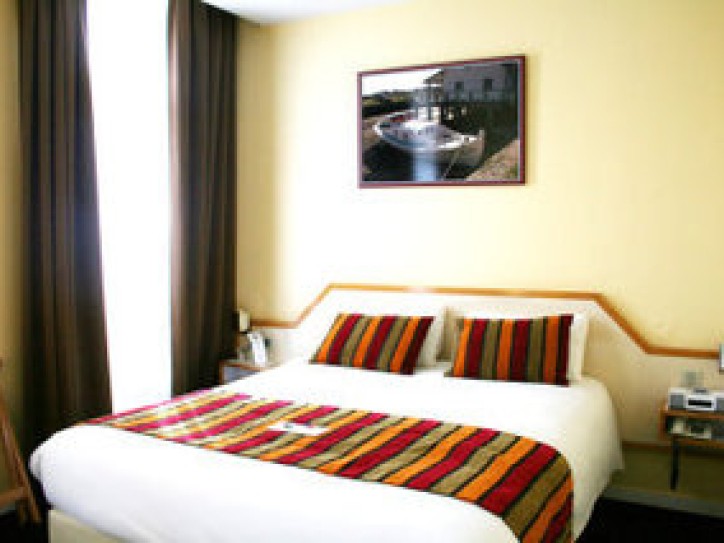 Accessible three star hotel Card image