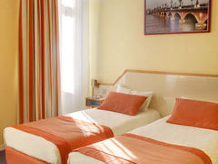Accessible three star hotel Card image