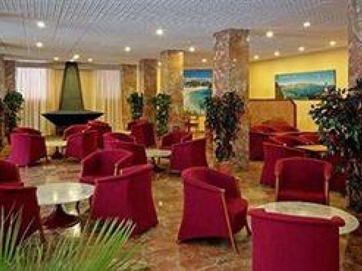 Accessible three star hotel Card image