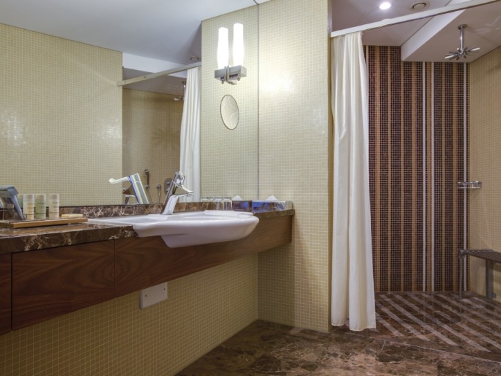 Luxury 5 star hotel Card image