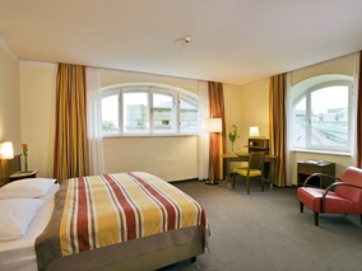 Accessible 4 star hotel Card image