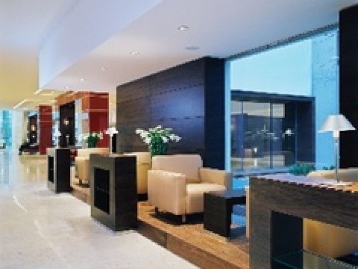 Accessible Airport Hotel Card image