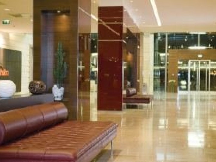 Accessible Airport Hotel Card image