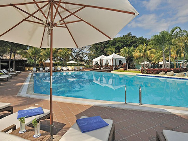 Luxury 5 star hotel Card image