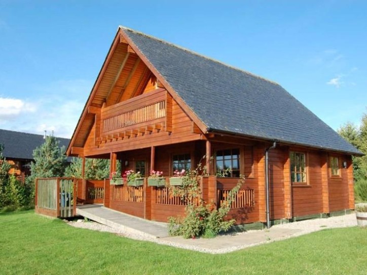 Accessible Pine Lodge Card image