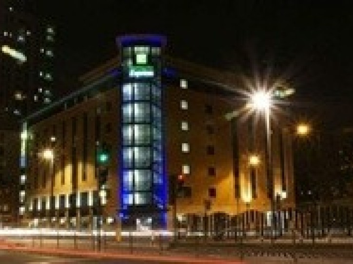 Accessible Stratford City Hotel Card image