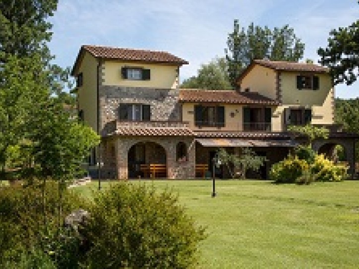 Luxury Villa Card image