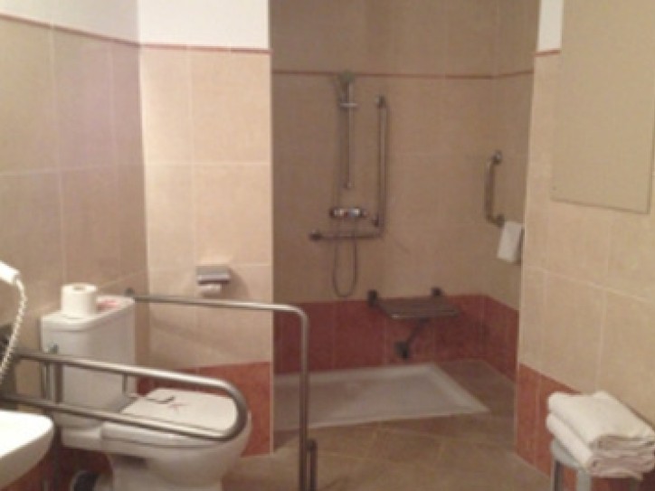 Wheelchair friendly beach hotel Card image
