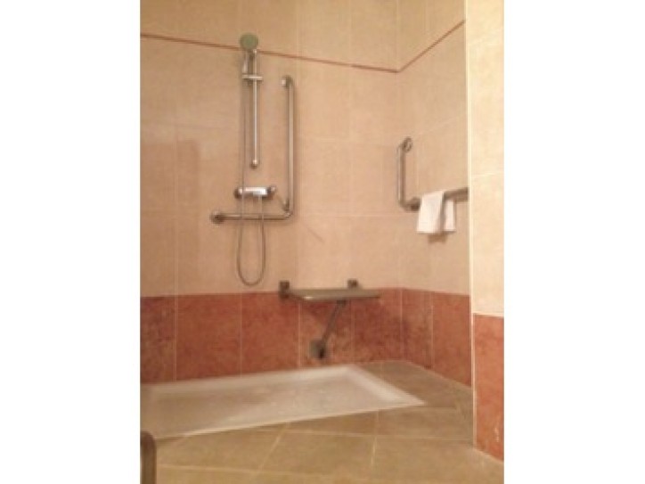 Wheelchair friendly beach hotel Card image