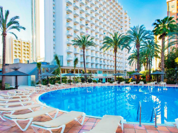 Acessible Beach Hotel Card image