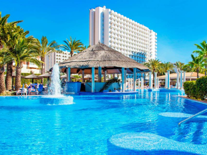 Acessible Beach Hotel Card image