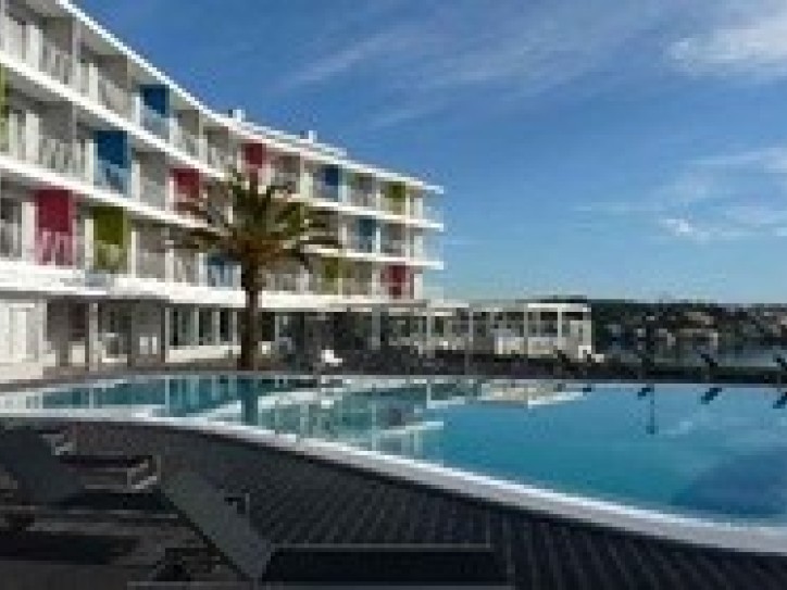 Accessible beach hotel Card image