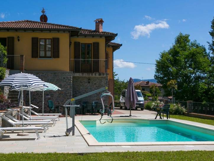 Accessible Luxury Villa Card image