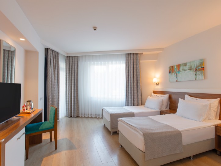 Easy, Comfortable, and Accessible 3-Star Stays Card image