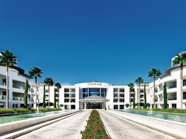 Luxury Hotel Card image