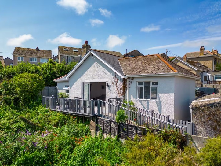 Accessible Fishermans Cottage Card image
