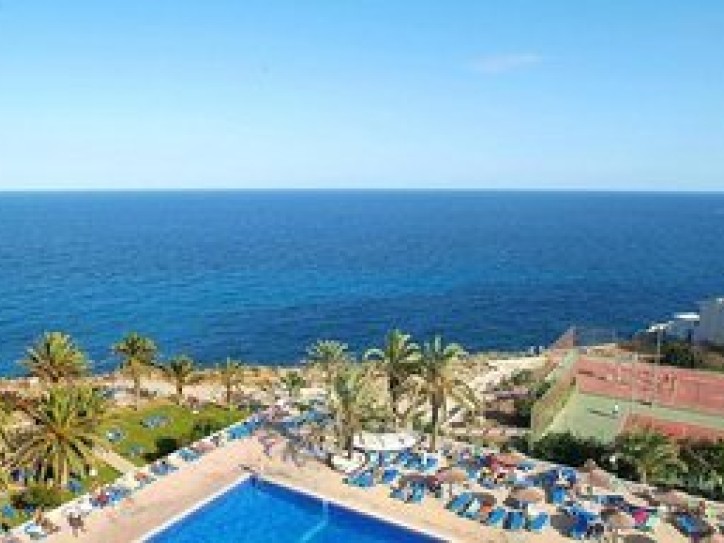 Accessible Beach Hotel Card image