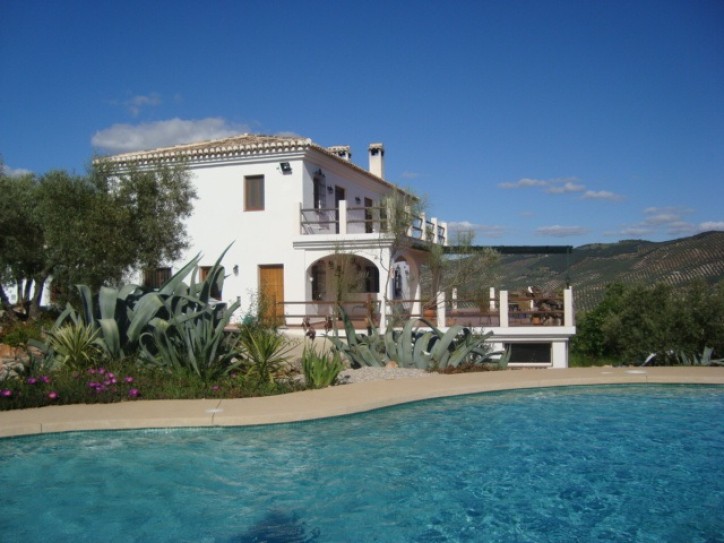 Rural accessible villa Card image