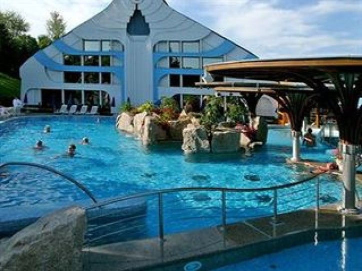 Supported Spa Holiday Card image